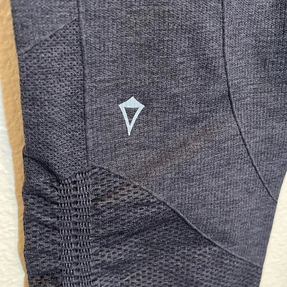 Ivivva Capri Athletic Leggings